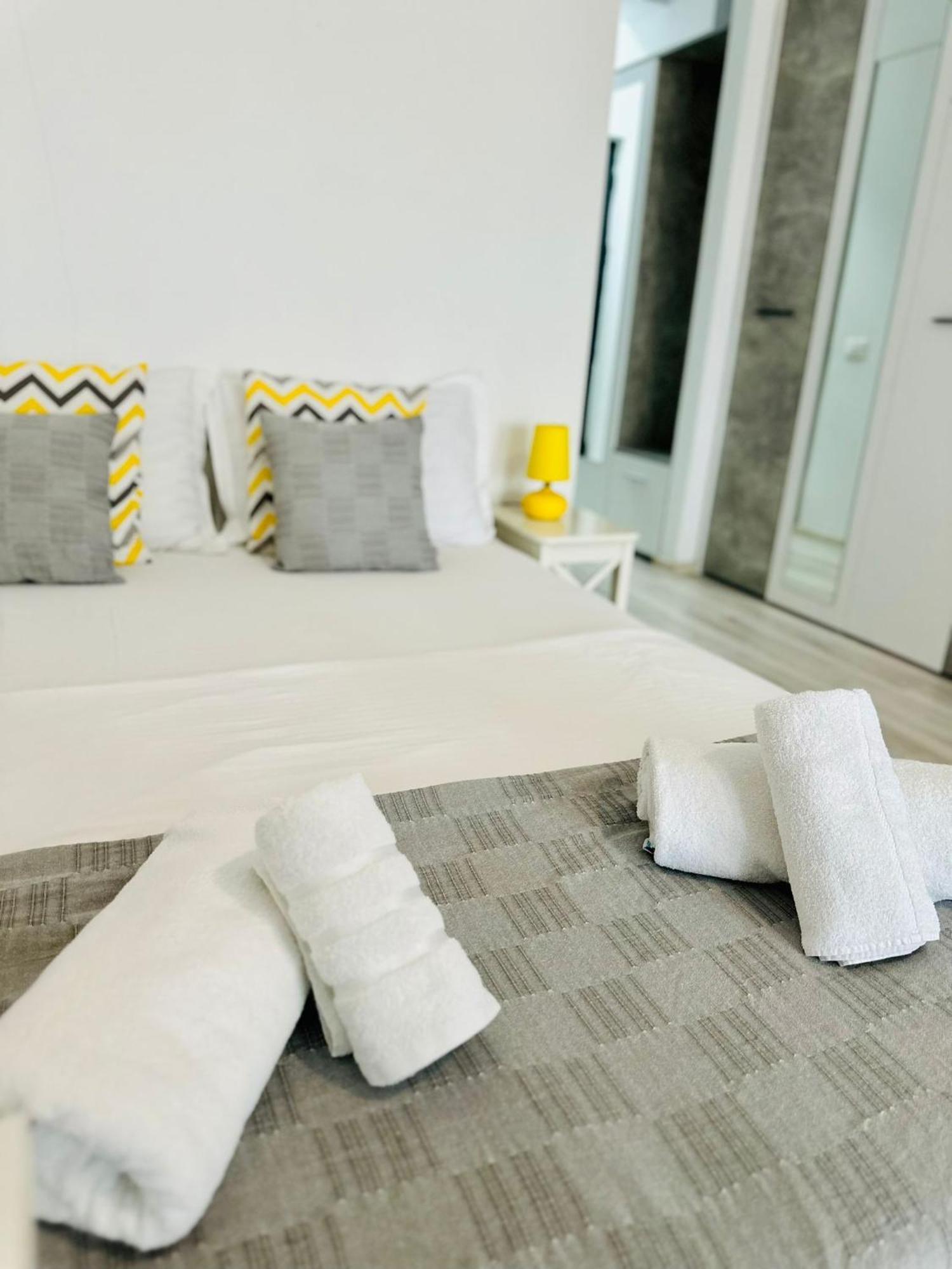Jolie Studios & Apartments エフォリエ・ノルド エクステリア 写真