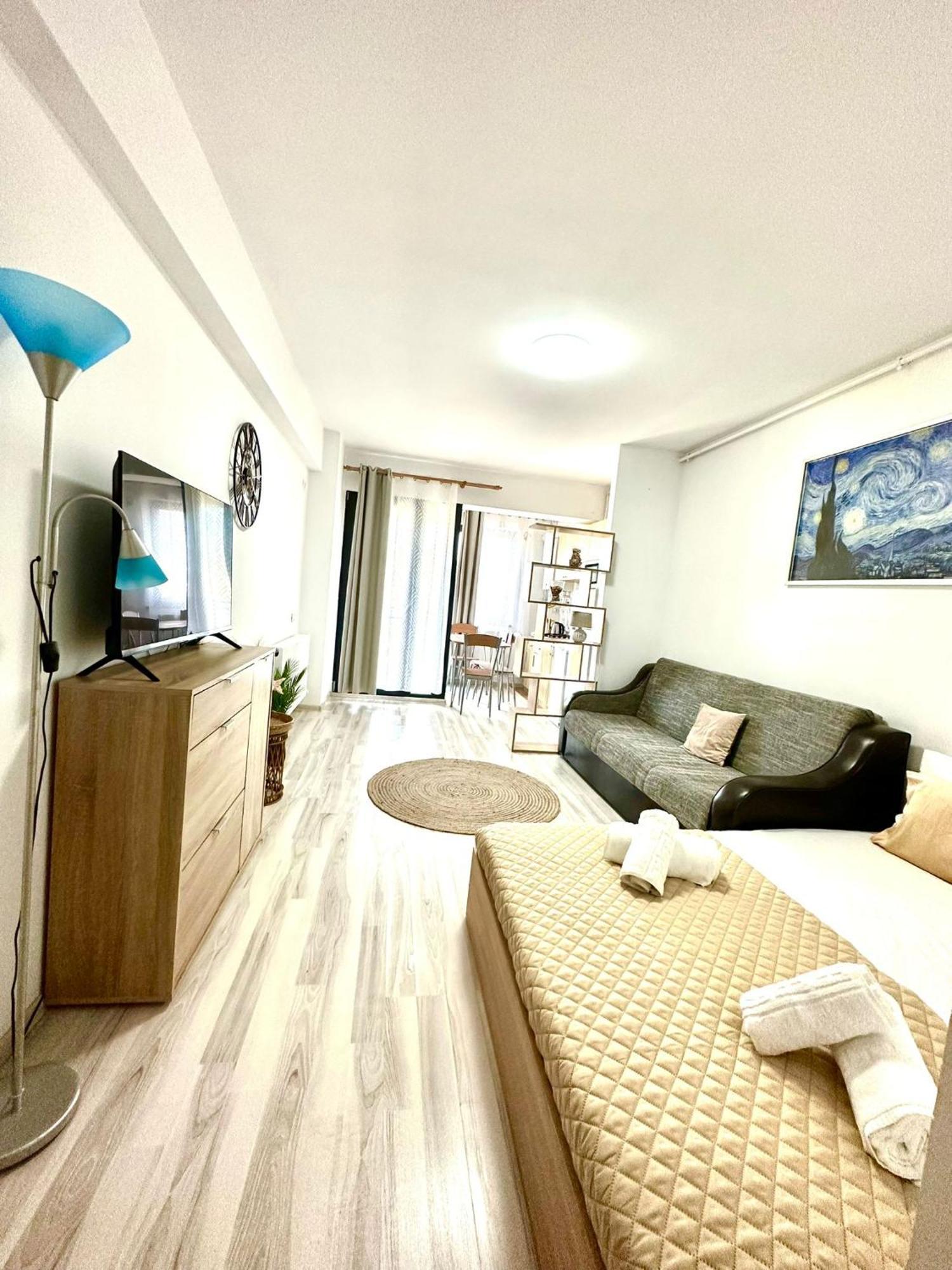 Jolie Studios & Apartments エフォリエ・ノルド エクステリア 写真