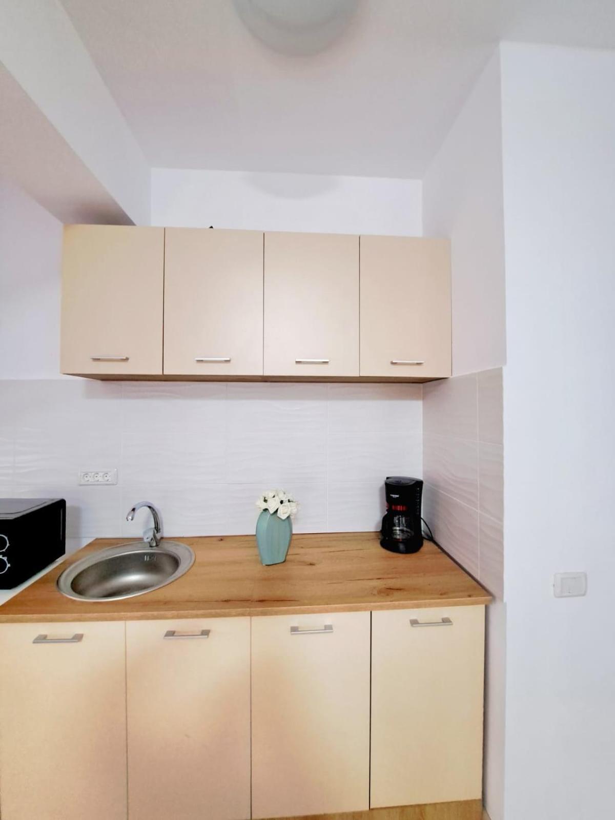 Jolie Studios & Apartments エフォリエ・ノルド エクステリア 写真