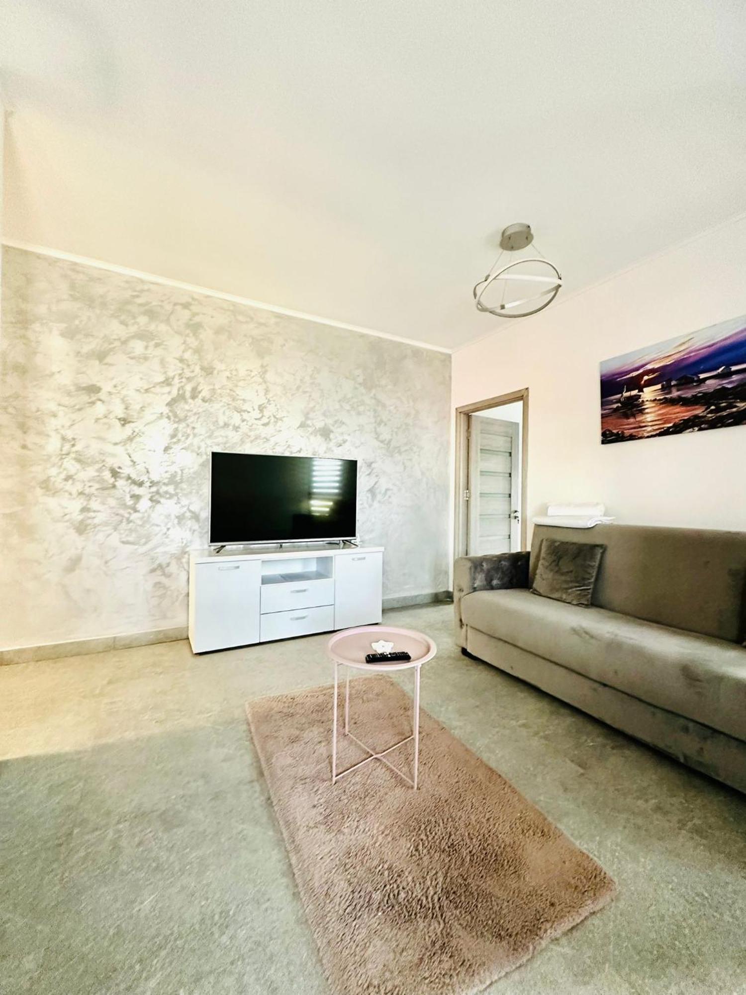 Jolie Studios & Apartments エフォリエ・ノルド エクステリア 写真